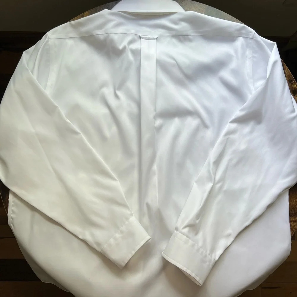 Berkeley Jensen wrinkle free mens dress shirt. White, size: XL. 17-17 1/2 36/37 - Picture 6 of 9